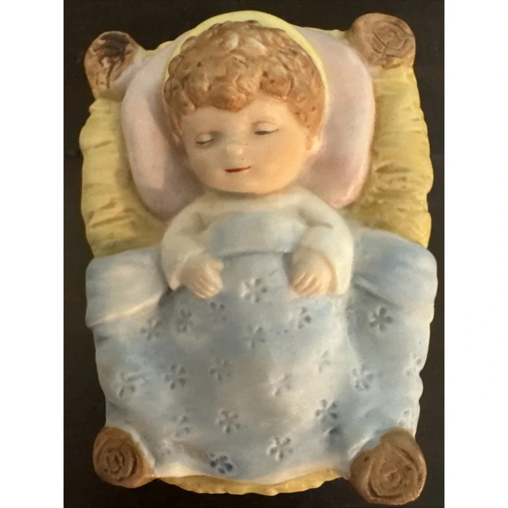 Homco Nativity #5602 Baby Jesus in a Manger 1982